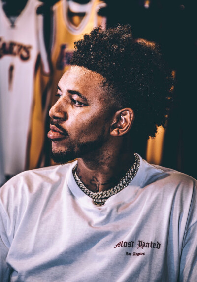 外线空间与 外线空间与