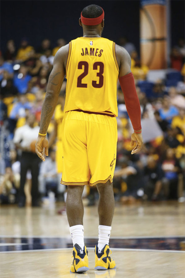 前场则强调 前场则强调